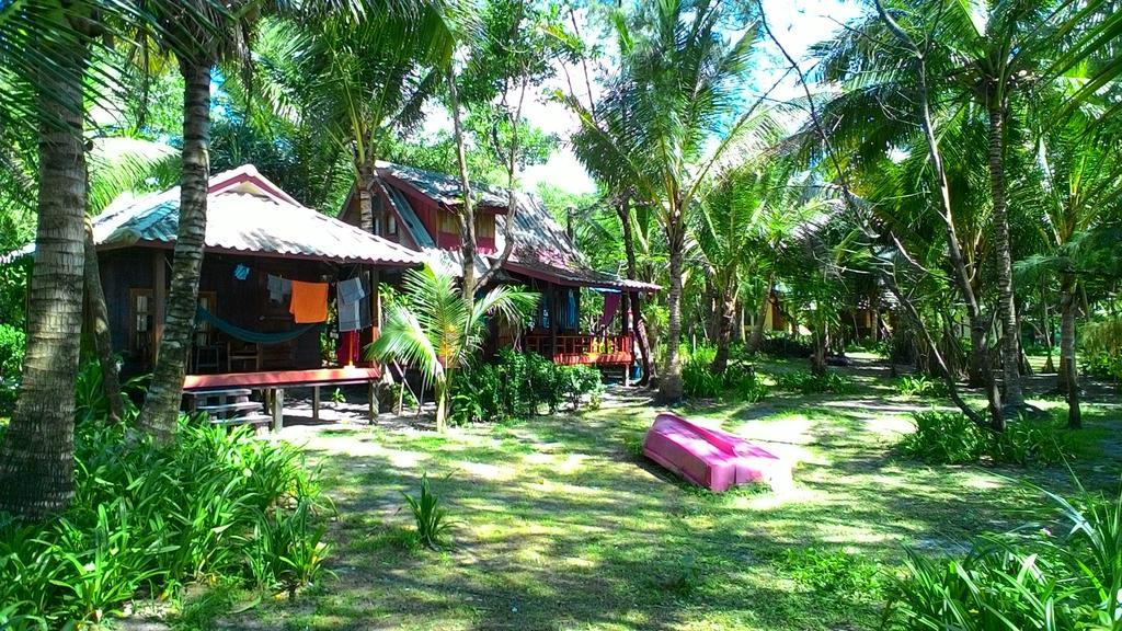 Hornbill Hut Koh Phayam Bagian luar foto